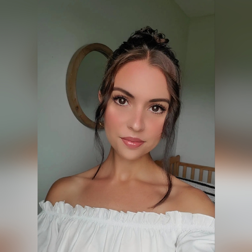 Meet your Posher, Emma 💋